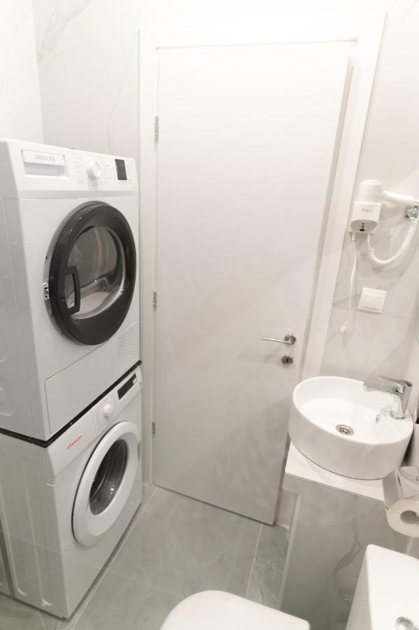 M10 Central Apartments Alexandroupolis エクステリア 写真