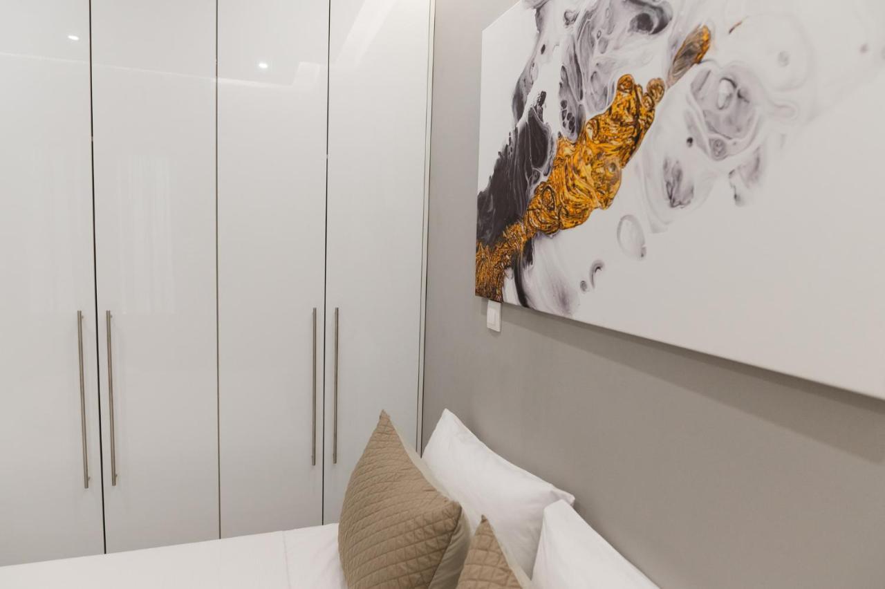 M10 Central Apartments Alexandroupolis エクステリア 写真