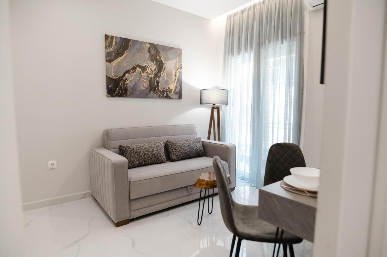 M10 Central Apartments Alexandroupolis エクステリア 写真