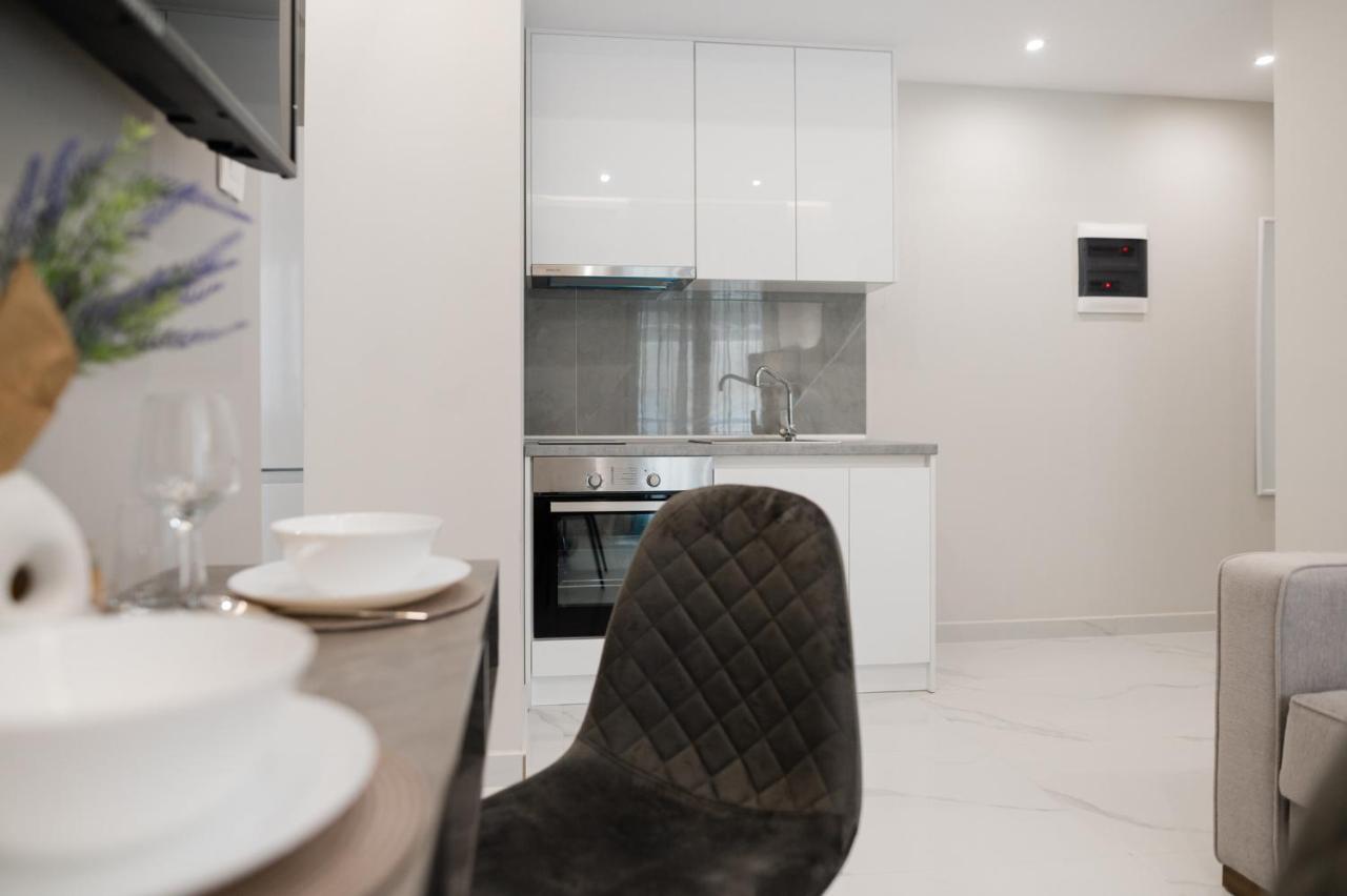 M10 Central Apartments Alexandroupolis エクステリア 写真